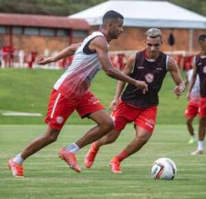 Tombense x Operário - Jogo em campo neutro na estreia