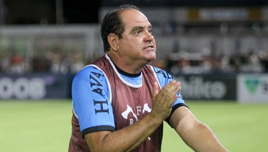 Série B: Técnico do Brusque chega a 15 jogos de invencibilidade