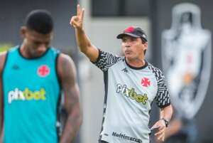 Treinador não se intimida com pressão no Vasco