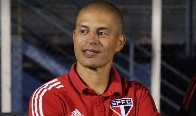 Alex, técnico do São Paulo sub-20