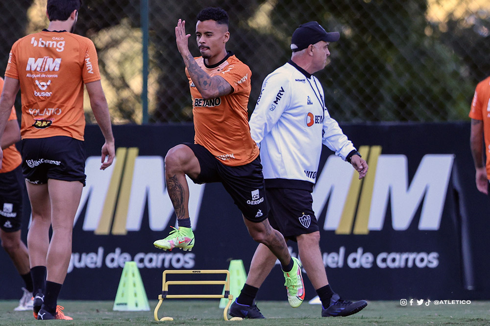 Com vantagem do empate, Atlético-MG mira liderança do grupo e terá apoio da torcida