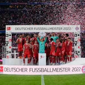 ALEMÃO: Bayern empata com Stuttgart por na despedida de Munique na temporada