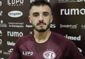 Série D: Santa Cruz negocia com meia ex-Novorizontino