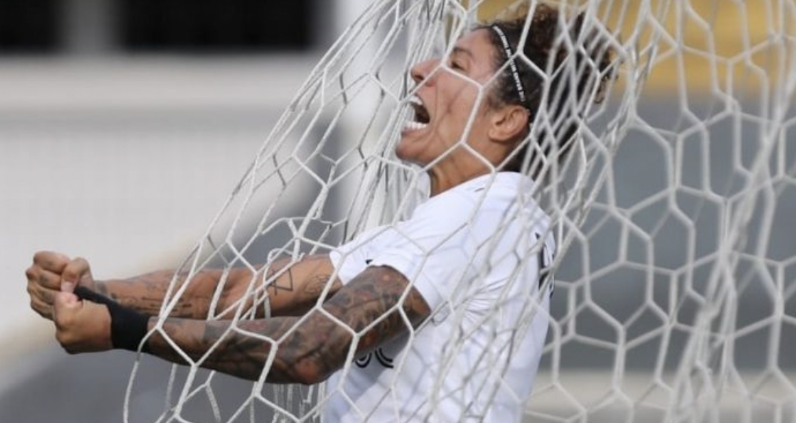 BRASILEIRO FEMININO: Santos vence São Paulo com gol no minuto final