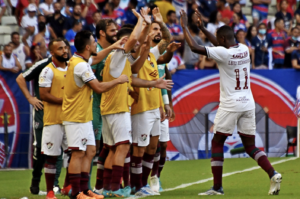 Fortaleza 0 x 1 Fluminense - Fábio salva e Flu afunda o Leão