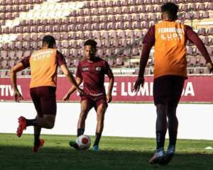 Ferroviária x Nova Venécia-ES - Está em jogo a manutenção da liderança e do G4