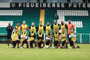 Série C: Com retornos e baixas, Figueirense viaja para o Ceará de olho na reabilitação