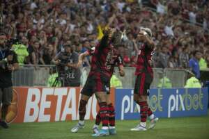 Fluminense 1 x 2 Flamengo - Fim de jejum e redenção de Hugo Souza no Mengão!