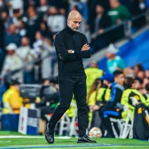 Guardiola tem reforços na defesa do City para rodada decisiva do Inglês