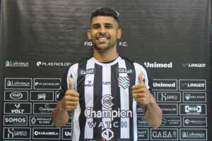 Série C: Atacante se recupera de lesão e volta a ficar à disposição do Figueirense