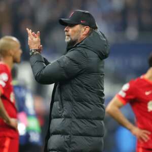 Klopp manda recado ao Liverpool: 'Onde é a próxima final? Reserve hotel'