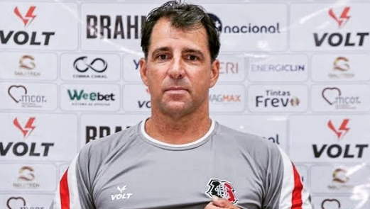Série D: Técnico do Santa Cruz projeta jogo contra o Sergipe 1 Marcelo Martelotte, técnico do Santa Cruz