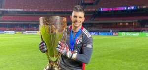 Brasileirão: São Paulo aceita ofertas e encaminha vendas de atacante e goleiro