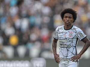 Willian planeja deixar o Brasil na janela de verão da Europa