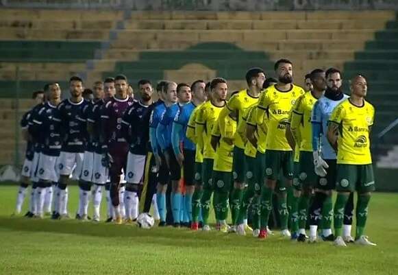 Ypiranga 2 x 1 Remo - Canarinho mant&Atilde;&copy;m alta e entra no G8!