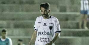 Série C: Brigando pela liderança, Botafogo-PB confirma saída de dois jogadores