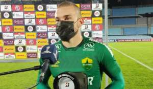 Sul-Americana: Ex-Timão brilha com golaço e é eleito craque do jogo pelo Cuiabá