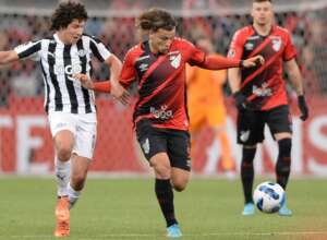 Athletico-PR 2 x 0 Libertad-PAR - Furacão vence bem e entra no G2