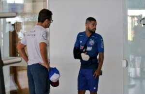 Série B: Após lesão na mão, atacante do Bahia passa por cirurgia