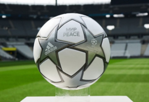 Uefa e Adidas apresentam a bola da decisão da Liga dos Campeões com pedido de paz