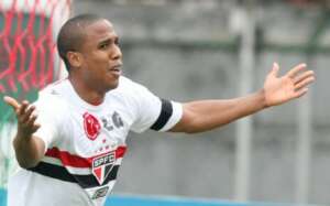 Ex-atacante Borges ajuda em vaquinha de time da Série D