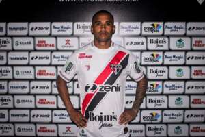 Série C: Ferroviário-CE anuncia atacante do futebol catarinense