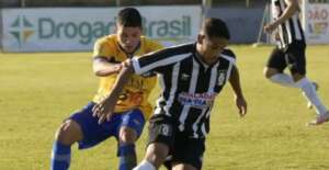 Ceilândia-DF 0 x 0 Iporá-GO - Gato Ceilândia parou na defesa dos goianos