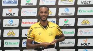 Série B: Criciúma apresenta zagueiro ex-Hercílio Luz-SC