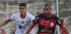 Série C: Zagueiro do Vitória comemora gol em triunfo fora de casa