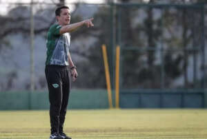 Auxiliar troca Juventude por rival do Brasileirão