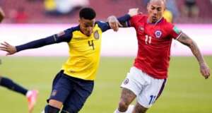 Fifa abre processo disciplinar contra equatoriano e Chile sonha com Copa