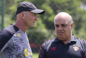 Criticado, treinador do Sport é bancado por dirigente
