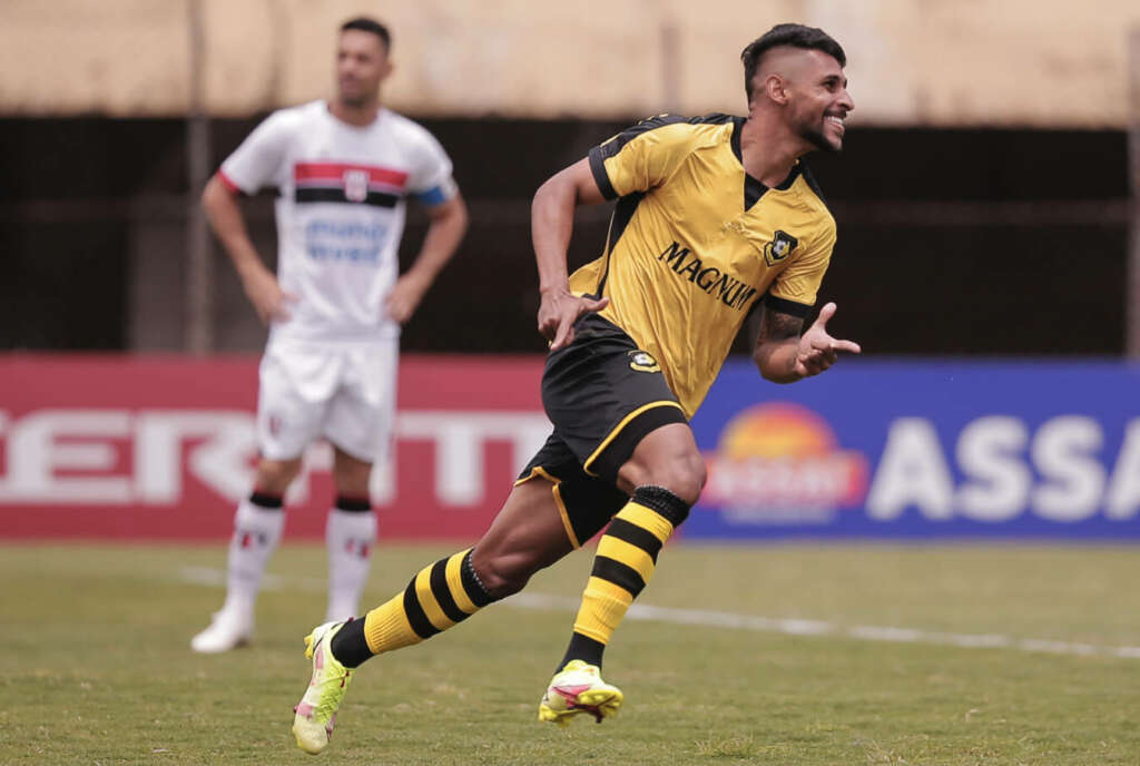 Atacante do São Bernardo revela expectativa para o primeiro Paulistão