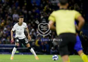 Clube português mira contratação de zagueiro do Corinthians