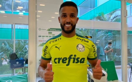 Jorge comemora sequência no Palmeiras