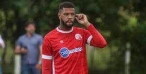 Série B: Ponte Preta negocia contratação de lateral do Náutico-PE