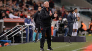 Felipão ainda busca time ideal do Athletico-PR