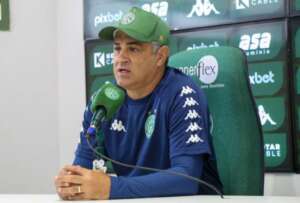 Alô Chamusca: escalar Eliel seria um risco para o Guarani