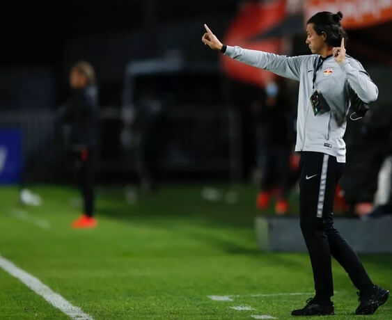 mauricio barbieri treinador red bull bragantino 2022 31