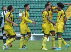 Figueirense 0 x 2 Mirassol: Leão líder da Série C