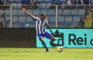 Lesionado, atacante desfalca Avaí nos próximos dois jogos