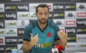 Série B: Nenê defende Zé Ricardo no Vasco: 'Não é só culpa dele'