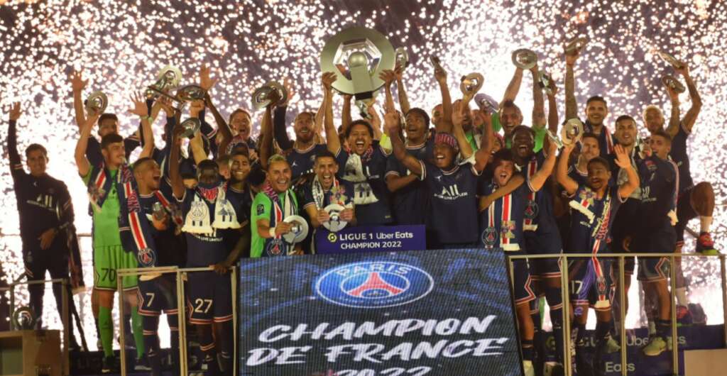 FRANCÊS: Após renovação, Mbappé marca 3 em goleada do PSG