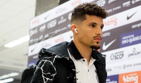 Lateral Rafael Ramos volta a negar uso de termo racista