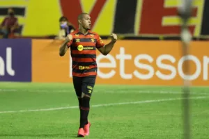 Time da Série C deve dar 'chapéu' em campineiros e ficar com atacante do Sport