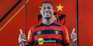 Série C: Acerto de Vitória com centroavante esfria