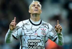 Róger Guedes critica postura do Corinthians e diz não ter provocado palmeirenses