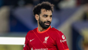 Ainda sem renovar contrato, Salah diz que fica no Liverpool