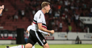 Série D: Atacante ex-Ponte e Náutico acerta com o Santa Cruz