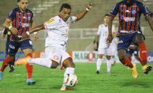 Tombense 1 x 0 Bahia - Tombense surpreende e vence a 1ª na Série B